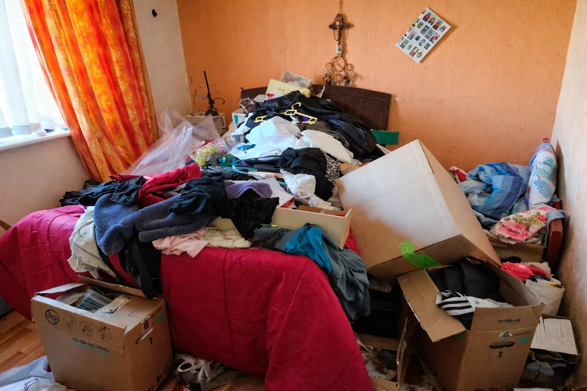 Bedroom before a domestic property clearance